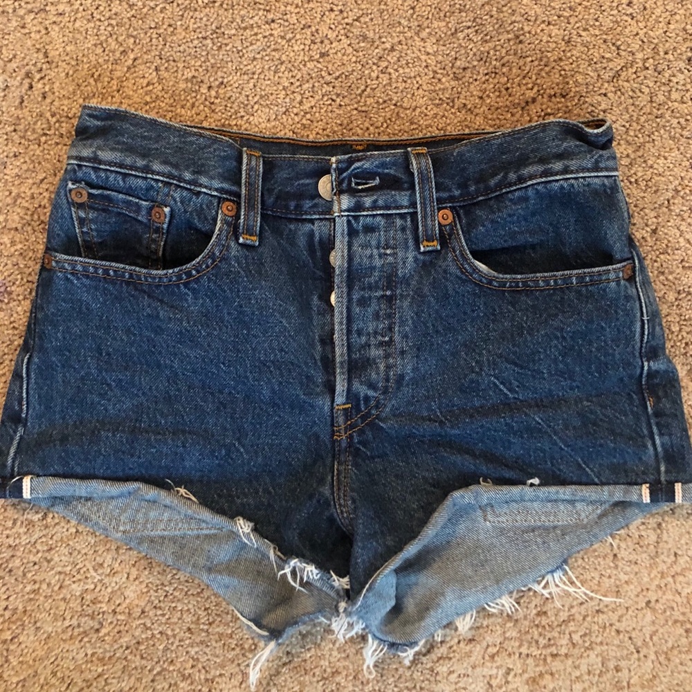 LEVIS VINTAGE 501 SHORT!!